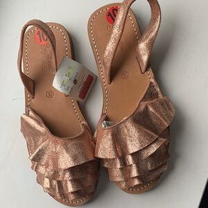 Seychelles Metallic Ruffle Sandals